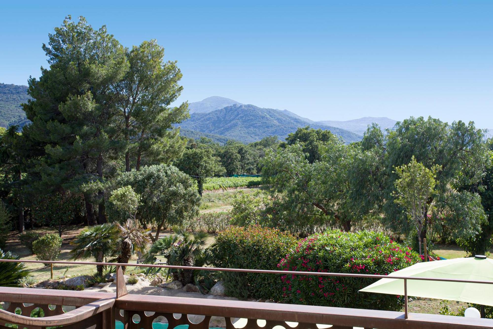 Auberge Du Roua Hotel Argeles-sur-Mer Bagian luar foto